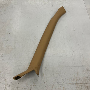 Maserati Quattroporte 4&nbsp;FRONT RH PILLAR (BEIGE LEATHER) - 379152302