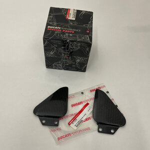 Ducati 748 916 996 998 Rider footpeg guard set