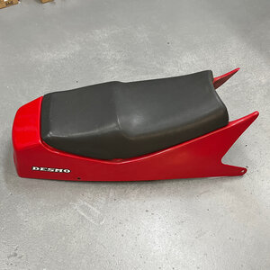 Ducati 750 sport 900 Rear cowling red + seat -  48330031A - 59510041A