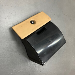 Maserati Quattroporte 4&nbsp;GLOVE BOX -372308113