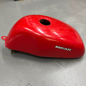 Ducati 750 900 sport Fuel Tank red -58610021AA