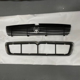 Maserati Quattroporte 4&nbsp;Grill  - 364102304 378300300 374100307