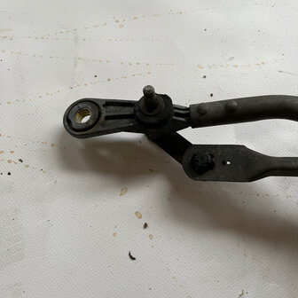 Maserati Quattroporte 4&nbsp;Windscreen wiper Windscreen wiper linkage - 373315100