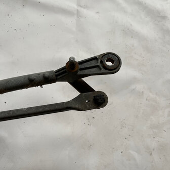Maserati Quattroporte 4&nbsp;Windscreen wiper Windscreen wiper linkage - 373315100