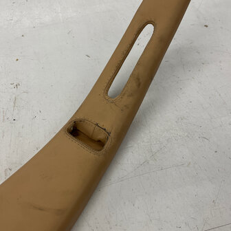 Maserati Quattroporte 4&nbsp;CENTRE LH PILLAR (BEIGE LEATHER) - 379151303