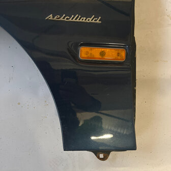 Maserati Quattroporte 4 Blue -  LH FRONT FENDER - 372500301