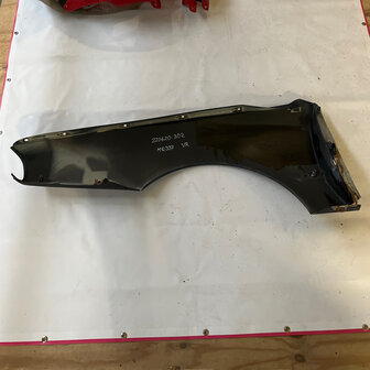 Maserati Quattroporte 4 Blue -  LH FRONT FENDER - 372500302