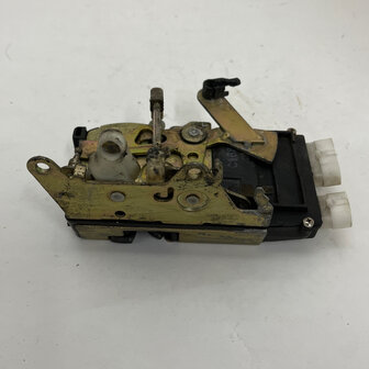 Maserati Quattroporte 4 front lock left - 374500145