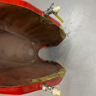 Ducati - Pantah - Red fuel tank - 066183200