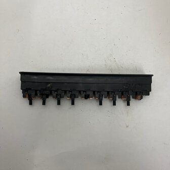 Maserati quattroporte 4 Dashboard with switches - 373330306