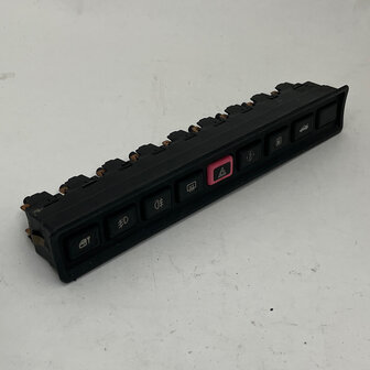 Maserati quattroporte 4 Dashboard with switches - 373330306