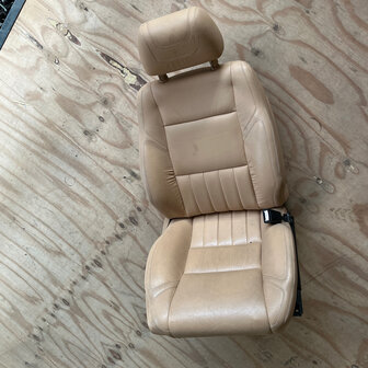 Maserati Quattroporte 4 Beige - FRONT RH SEAT ASSY - 376900034