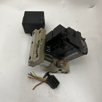 Maserati quattroporte 4 ABS Hydraulic control unit Pump - 152621 0265205015