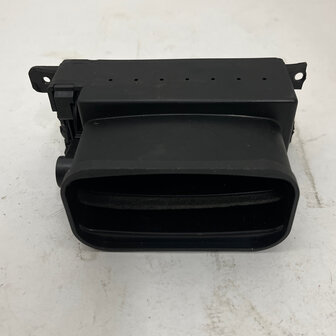 Maserati Quattroporte 4  Ventilation Nozzle 372308475 