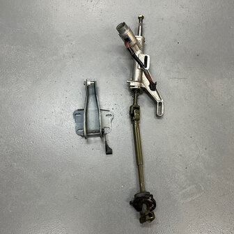 Maserati Quattroporte 4 - steering column 377800120 -  377800420 - 377800115