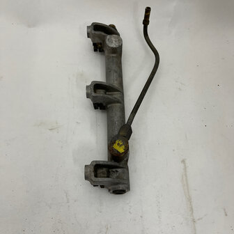 Maserati Quattroporte 4 LH manifold 495060100
