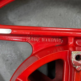 Ducati - paso 750 sport Red version Front wheel 3,75 x 16 - 037077155