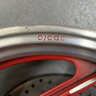 Ducati - oscam paso 750 sport Red version Rear wheel 5.00 x 16- 037020521