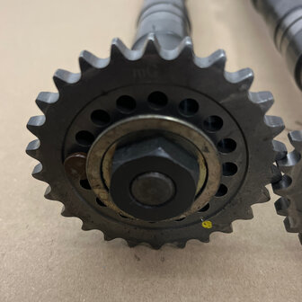 Maserati quattroporte 4 - EXHAUST CAMSHAFT, RH HEAD ASSY -  311053116