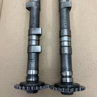 Maserati quattroporte 4 -  INTAKE CAMSHAFT, ASSY -  311053118