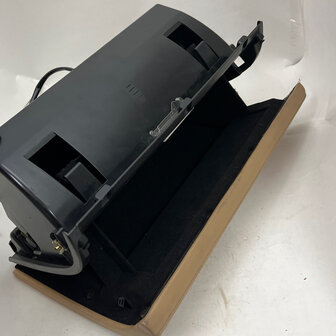 Maserati Quattroporte 5 Glove box M 139 - 66523200