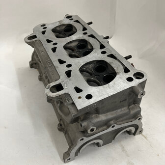 Maserati quattroporte 4 -RH CYlinder head-2.8 V6  588003200