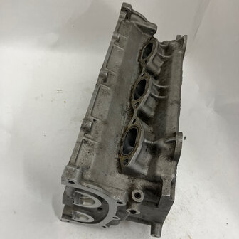 Maserati quattroporte 4 -RH CYlinder head-2.8 V6  588003200