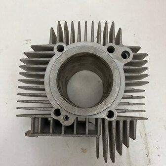 Ducati 74 mm cylinder head horizantal - 066017210 - 066017213 Pantah 500