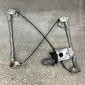 Maserati Quattroporte 4 window regulator left front door - 377700021