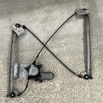 Maserati Quattroporte 4 window regulator left front door - 377700021