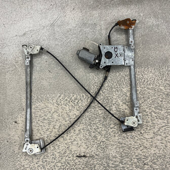 Maserati Quattroporte 4 window regulator right front door- 377700022