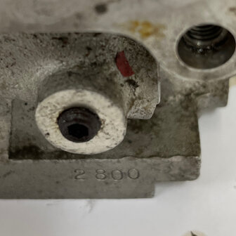 Maserati quattroporte 4 -LH CYlinder head-2.8 V6  588003300