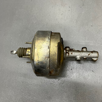 Maserati Quattroporte 4 - Brake booster with master cylinder  377430112