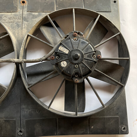Maserati Quattroporte 4 Double  fan  - 3733330105