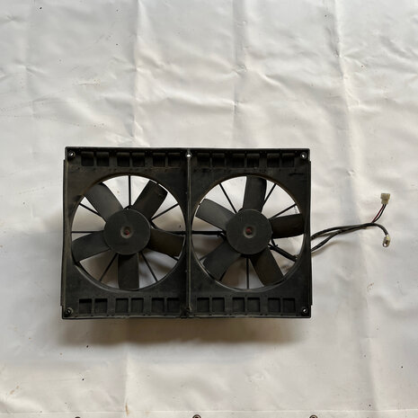 Maserati Quattroporte 4 Double  fan  - 3733330105