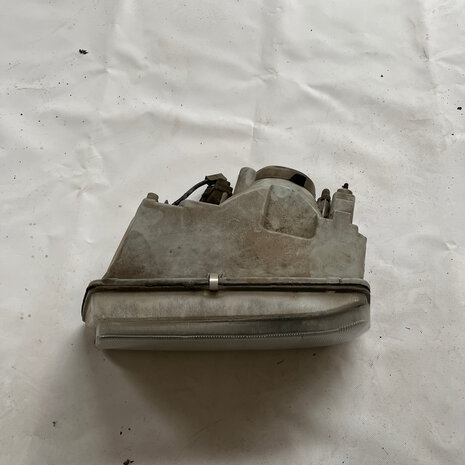 Maserati Quattroporte 4 Headlight Left - 373100101