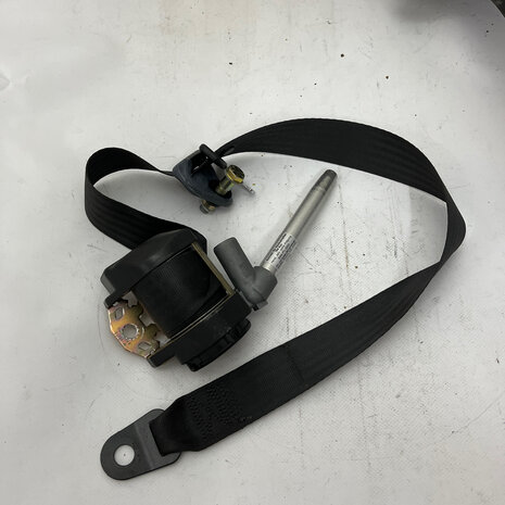 Maserati Quattroporte 4 Belt  front seat belt right  - 378100376