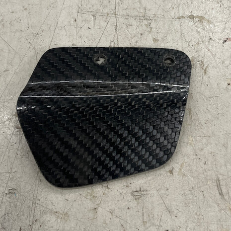 Carbon heel plate
