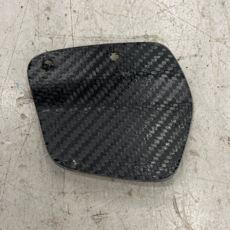 Carbon heel plate