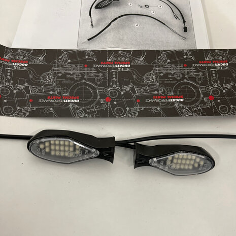 Ducati 1100 hypermotard Black Led indicators - 96628207B