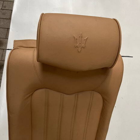 Maserati Quattroporte 5 Rear seat left Beige