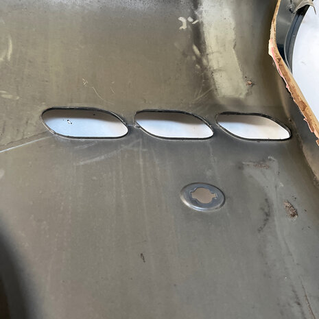 Maserati Quattroporte 5 RH FRONT FENDER