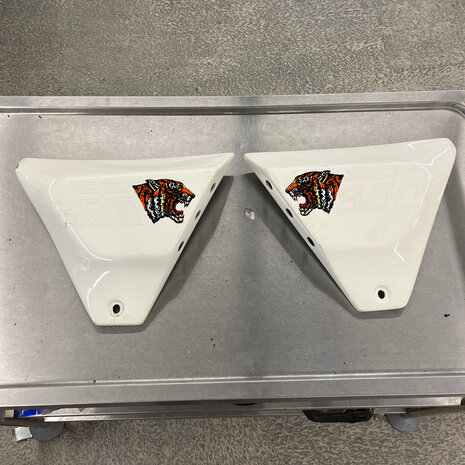 Ducati Bevel 900 darmah Side cover set White - 080191785