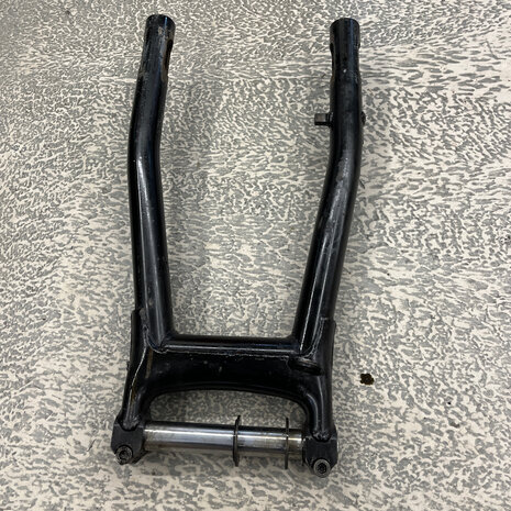 Ducati Pantah Black rear swing arm - 066040200