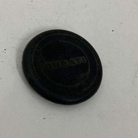 Ducati bevel swingarm cap part - 096040020 