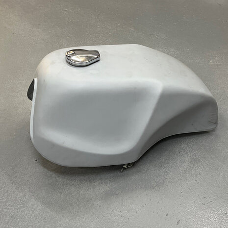 Ducati Mike hailwood replica bevel Tank - Primer - 079783505