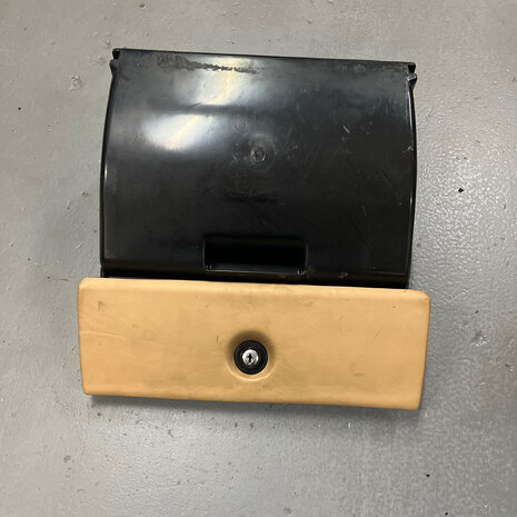 Maserati Quattroporte 4 GLOVE BOX -372308113