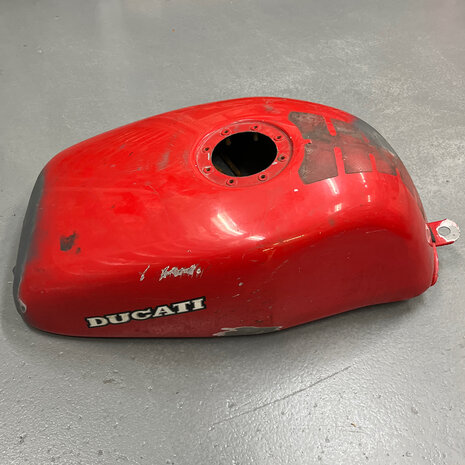 Ducati 750 900 sport Fuel Tank red -58610021AA