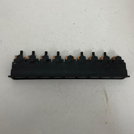 Maserati quattroporte 4 Dashboard with switches - 373330306