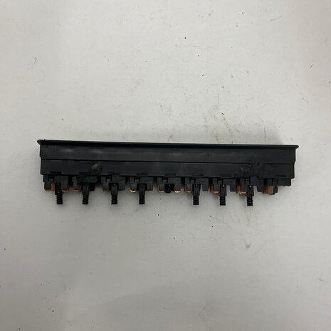 Maserati quattroporte 4 Dashboard with switches - 373330306